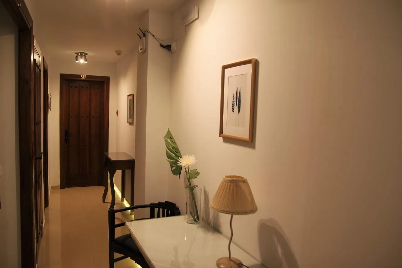 Pensionat Easy Nerja Bronce Hotell